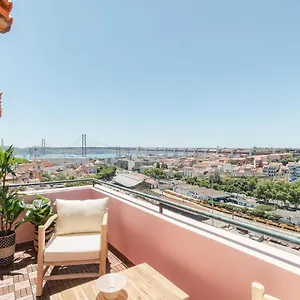 https://casa-boma-lisboa-unique-apartment-with-private-balcony.hotels-lisbon-portugal.com